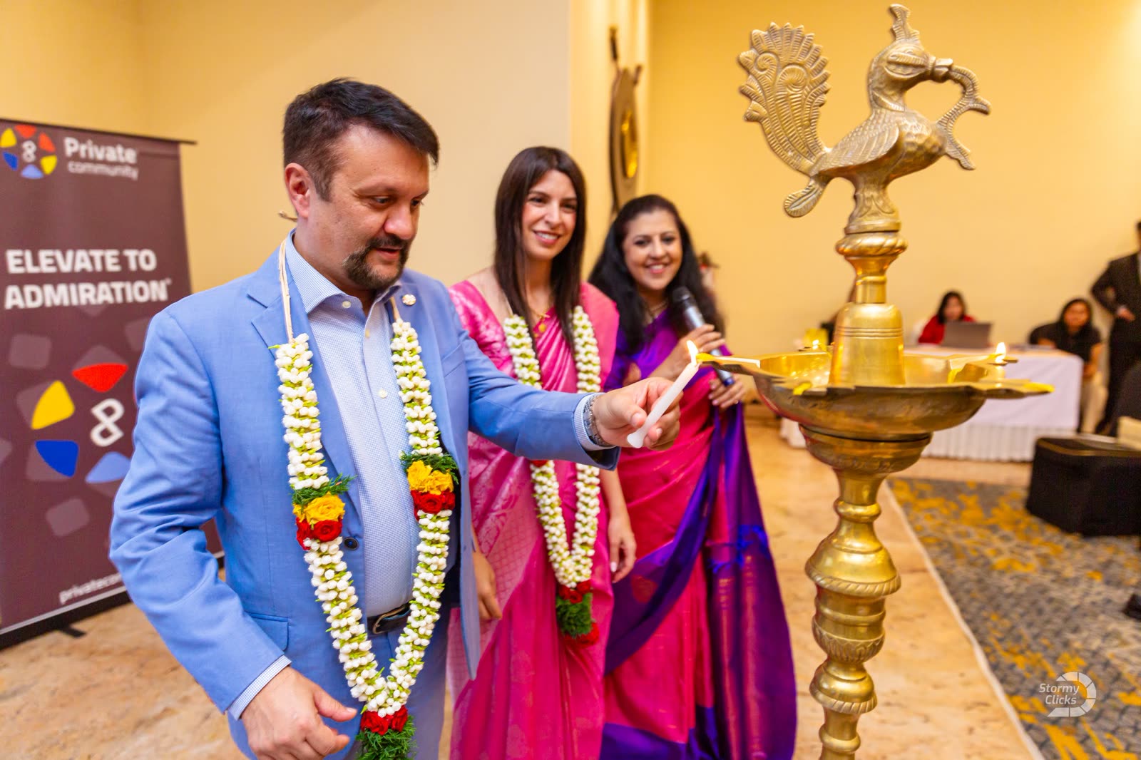 A ceremonial start to the evening by lighting the traditional lamp.